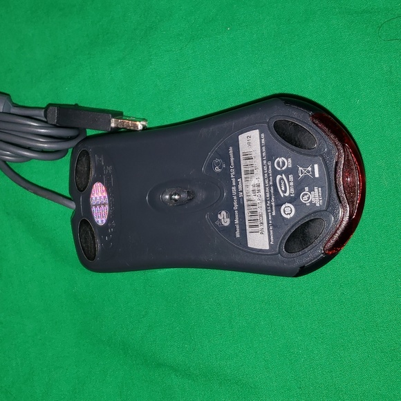 Microsoft Wheel Mouse Optical USB & PS/2 - Picture 2 of 3